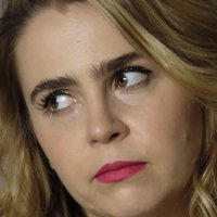 Mae Whitman Nagie