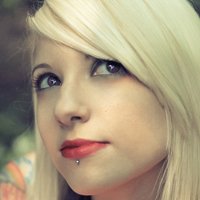 Maia Suicide Nagie
