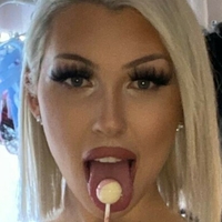 MarilynVonHoe Nagie