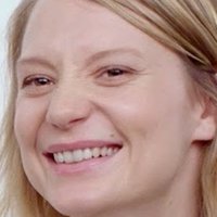 Mia Wasikowska Nagie