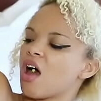 Mona Bella Nagie