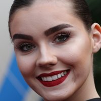 Nathalie Volk Nagie