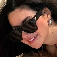 Nesrin Cavadzade Nagie