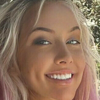 nickisee Nagie