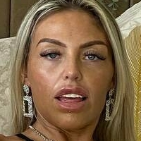 Nicola Warren Nagie