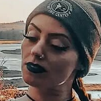 Niki Dysnomia Nagie