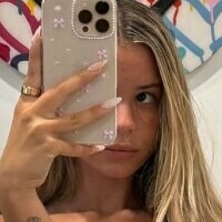 noelleleyva Nagie