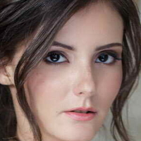 noemi Nagie