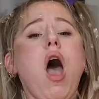 official_haylee Nagie