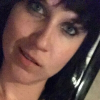 Pixie Holly Nagie