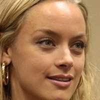 Rachel Skarsten Nagie