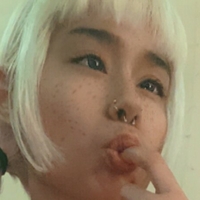 Raynebebe Nagie