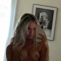 ReaganFordd Nagie