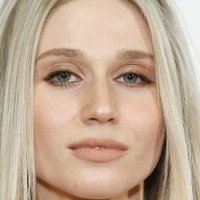 Rita Volk Nagie