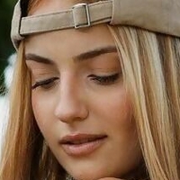 Sara Hestanislau Nagie