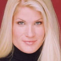 Sarah Plommer Nagie