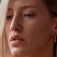 Savannah Savelises Nagie
