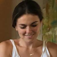 Serinda Swan Nagie