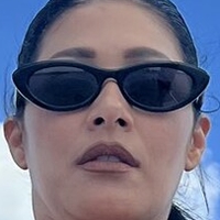 Simone E Simaria Nagie