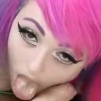 Slam Petal Nagie