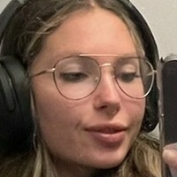 Sophie McArdi Nagie