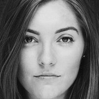 Stella Jones Nagie