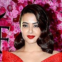 Surveen Chawla Nagie