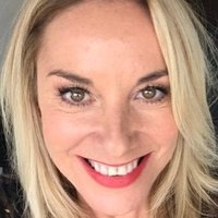 Tamzin Outhwaite Nagie