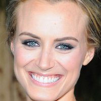 Taylor Schilling Nagie