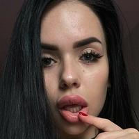 TinaKross Nagie