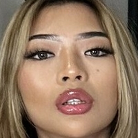 Trans Ladyboy Lily Nagie