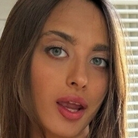 Veronika Tauros/ Nika Tauros Nagie