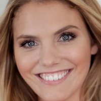 Viviane Geppert Nagie