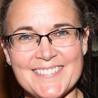 Wendy MacDonald Nagie