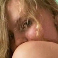 Zoe Canestraro Nagie